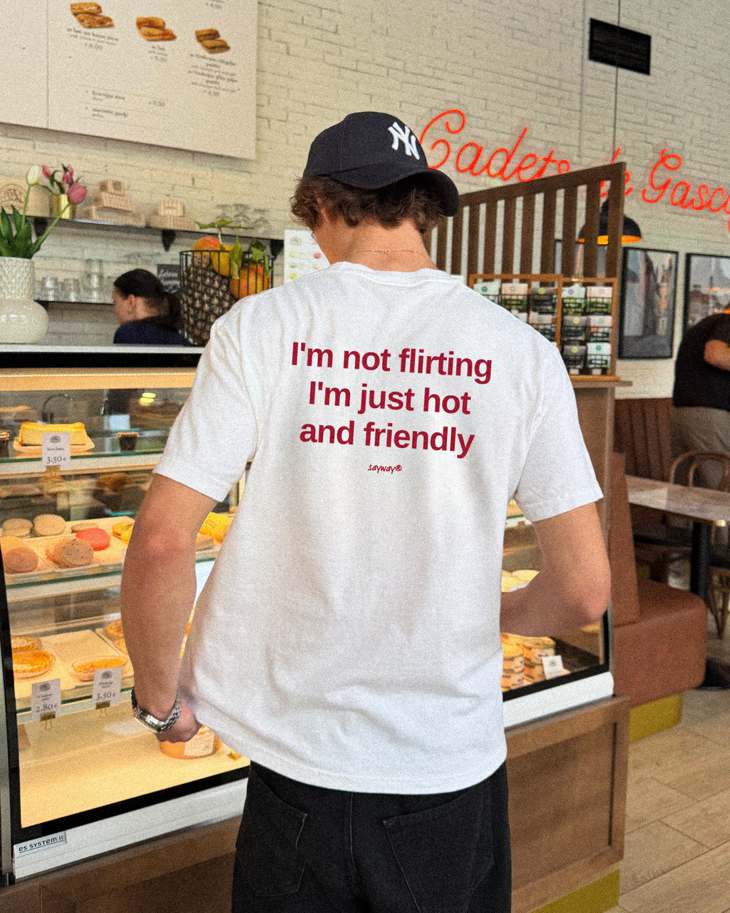 I'M NOT FLIRTING